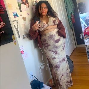 Believe Me Tie Dye Skirt Set - Mocha
Size: XL 2pc Set